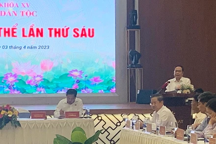 Phó Chủ tịch Thường trực Quốc hội Trần Thanh Mẫn phát biểu ý kiến tại phiên họp.