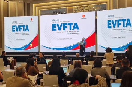 Thứ trưởng Công thương Trần Quốc Khánh phát biểu khai mạc hội nghị.