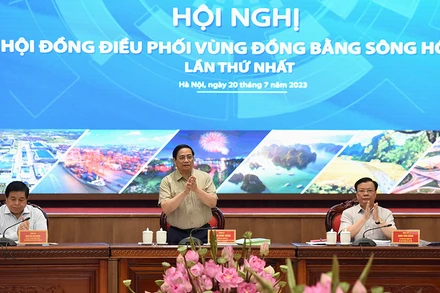 Thủ tướng Phạm Minh Chính dự và phát biểu chỉ đạo hội nghị. (Ảnh: TRẦN HẢI)