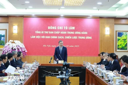 Tổng Bí thư Tô Lâm phát biểu chỉ đạo tại buổi làm việc với Ban Chính sách, chiến lược Trung ương ngày 24/2. (Ảnh: TTXVN)