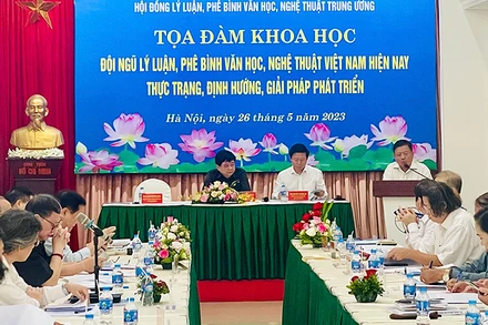 Toàn cảnh cuộc tọa đàm khoa học.