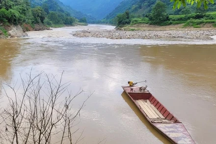 Nơi xảy ra vụ lật chiếc thuyền chở 5 người ở thôn Cốc Rế, xã Bản Mế, huyện Si Ma Cai (Lào Cai).