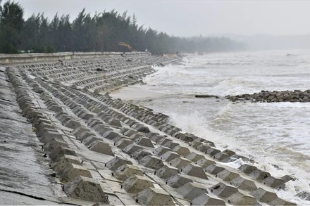 Bổ sung 4.000 tỷ đồng cho đồng bằng sông Cửu Long thực hiện dự án phòng, chống sạt lở bờ sông, bờ biển.