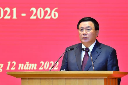 Đồng chí Nguyễn Xuân Thắng phát biểu chỉ đạo kỳ họp. (Ảnh: THỦY NGUYÊN)