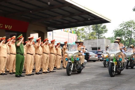 Lực lượng Cảnh sát giao thông Công an tỉnh Đồng Nai ra quân thực hiện đợt cao điểm.