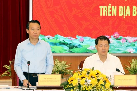 Bộ trưởng Tài nguyên và Môi trường Đỗ Đức Duy phát biểu tại buổi làm việc.