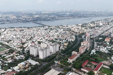 Một góc thành phố Biên Hòa hướng ra sông Đồng Nai.