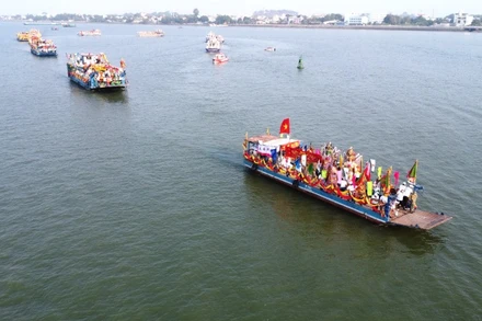 Năm nay Lễ hội chùa Ông sẽ không thực hiện nghi lễ nghinh thần trên sông Đồng Nai do các công trình kè ven sông đang triển khai xây dựng.