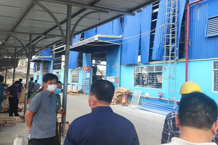 Lãnh đạo tỉnh Đồng Nai có mặt tại hiện trường chỉ đạo khắc phục hậu quả vụ nổ vào sáng 1/5.