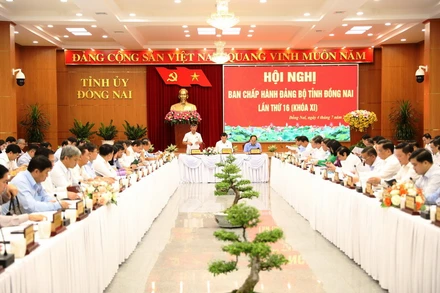 Quang cảnh Hội nghị Ban Chấp hành Đảng bộ tỉnh Đồng Nai lần thứ 16.