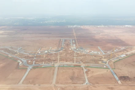 Gói thầu 5.10 thi công xây dựng và lắp đặt thiết bị nhà ga hành khách sân bay Long Thành được khởi công vào ngày 31/8. Đây là hạng mục quan trọng nhất và được xem là “trái tim” của dự án xây dựng sân bay Long Thành. 