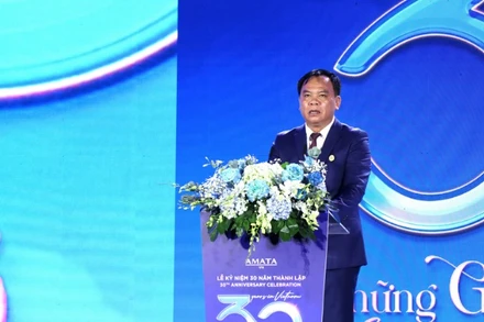 Chủ tịch Ủy ban nhân dân tỉnh Đồng Nai Võ Tấn Đức phát biểu tại sự kiện.