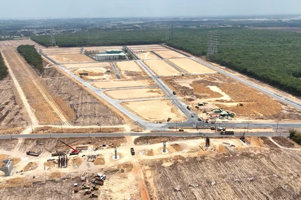 Khu tái định cư Long Đức được xây dựng để phục vụ dự án cao tốc Biên Hòa-Vũng Tàu.