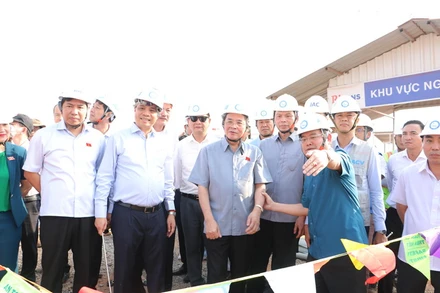 Phó Chủ tịch Quốc hội Nguyễn Đức Hải kiểm tra tiến độ tại Dự án sân bay Long Thành.