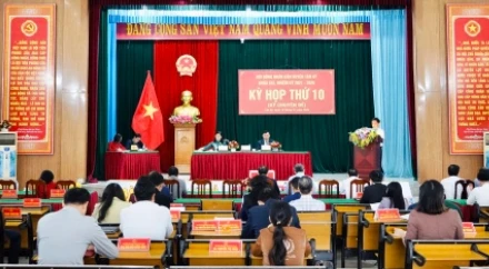 Toàn cảnh Kỳ họp thứ 10 Hội đồng nhân dân huyện Tân Kỳ chiều 16/1.