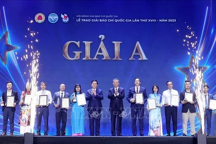Lễ trao Giải Báo chí Quốc gia lần thứ XVIII-2023 vừa diễn ra vào tối 21/6.