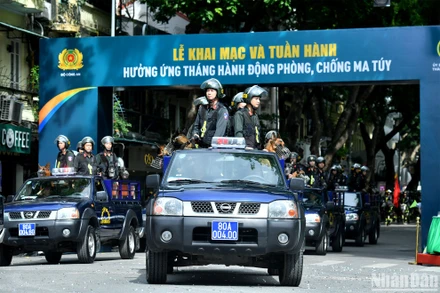 Tuần hành hưởng ứng Tháng hành động phòng, chống ma túy với chủ đề “Chung một quyết tâm - Vì cộng đồng không ma túy”.