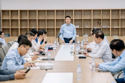 Phó Thủ tướng Chính phủ Lê Thành Long phát biểu tại buổi làm việc.
