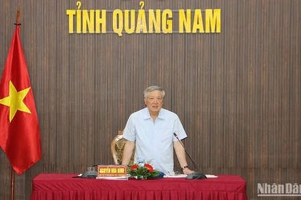 Phó Thủ tướng Thường trực Chính phủ Nguyễn Hòa Bình phát biểu chỉ đạo tại buổi làm việc.