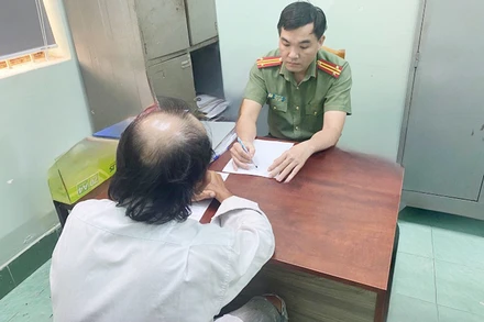 Qua làm việc, ông L.N.C. đã thừa nhận hành vi vi phạm pháp luật và chủ động gỡ bỏ bài viết.