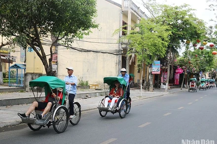 Thành phố Hội An mở rộng “Phố dành cho người đi bộ và xe không động cơ” nhằm đáp ứng nhu cầu tham quan, trải nghiệm cho du khách.