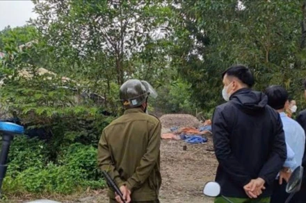 Khu vực lò nung vôi, nơi 2 vợ chồng tử vong.