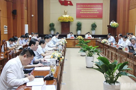 Quang cảnh hội khoa học “Công tác tham mưu trên lĩnh vực tổ chức xây dựng Đảng qua 40 năm thực hiện công cuộc đổi mới đất nước - Thực trạng và giải pháp”.