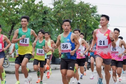 Gần 1.200 vận động viên tham gia Giải Việt dã Báo Quảng Nam mở rộng lần thứ 27 năm 2024