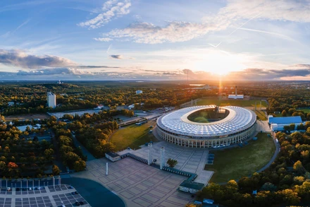 Toàn cảnh Olympiastadion từ trên cao. (Ảnh: UEFA)