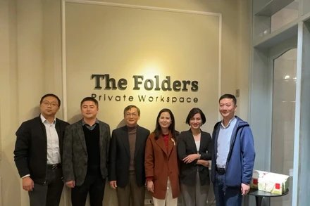 Đại diện VIA trao đổi về triển vọng hợp tác chiến lược với đại diện công ty công nghệ Trung Quốc Runjian.