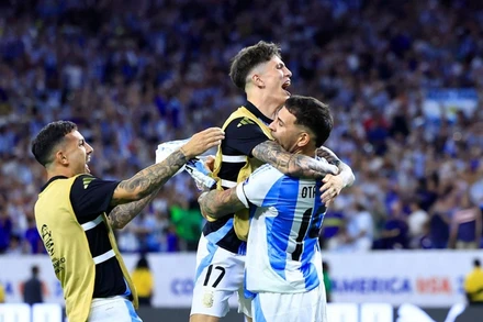 Argentina giành chiến thắng nghẹt thở trước Ecuador trên chấm luân lưu. (Ảnh: Getty)