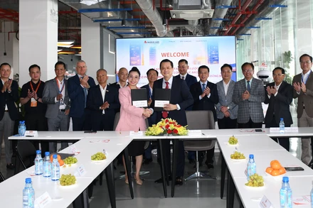 Lễ ký kết thỏa thuận hợp tác chiến lược giữa Arobid và các đối tác tại Thành phố Hồ Chí Minh, diễn ra sáng 27/3.