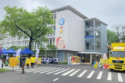 "Chuyến xe hướng nghiệp" là hành trình do Đại sứ quán Đức tại Việt Nam khởi xướng.