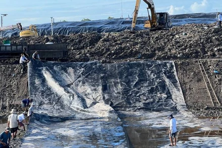 Tỉnh Bến Tre đang khẩn trương hoàn thành các hạng mục khắc phục ô nhiễm tại bãi rác An Hiệp.