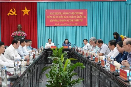 Đoàn kiểm tra số 1350 của Bộ chính trị làm việc với Ban Thường vụ Tỉnh ủy Bến Tre. (Ảnh: HOÀNG TRUNG)
