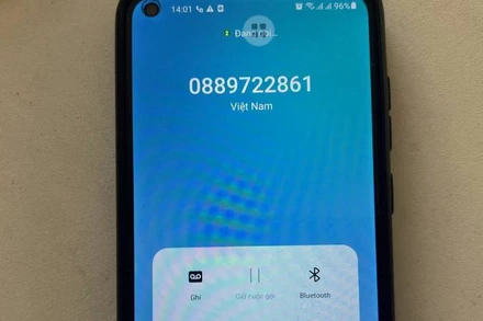 Một trong những số điện thoại đối tượng sử dụng để mạo danh lãnh đạo địa phương.