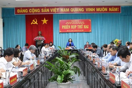 Bến Tre họp Ban chỉ đạo triển khai xóa nhà tạm, nhà dột nát trên địa bàn. (Ảnh: HOÀNG TRUNG)