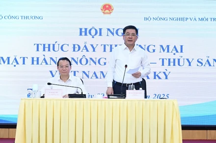 Bộ trưởng Công thương, Bộ trưởng Nông nghiệp và Môi trường chủ trì hội nghị