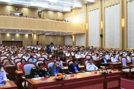 Tổng kết và trao giải thưởng văn học nghệ thuật về đề tài Hải quân.