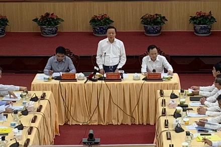 Phó Thủ tướng Trần Hồng Hà phát biểu tại buổi làm việc