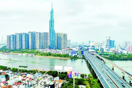 Một góc đô thị Thành phố Hồ Chí Minh. (Ảnh THÀNH ĐẠT)