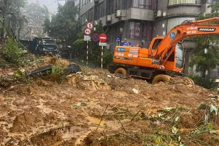 Sạt lở nghiêm trọng tại thị xã Sa Pa.