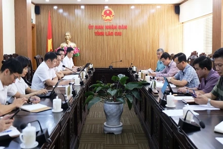 Tỉnh Lào Cai và Tổng công ty Điện lực miền Bắc đưa ra các giải pháp tiết kiệm, nhằm bảo đảm điện trong mùa nắng nóng 2023. (Ảnh: T.L)