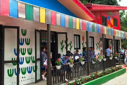 Với sự quan tâm đầu tư của tỉnh, huyện, những ngôi trường mới không ngừng được xây dựng trên địa bàn huyện Mường Khương. (Ảnh QUỐC HỒNG) 