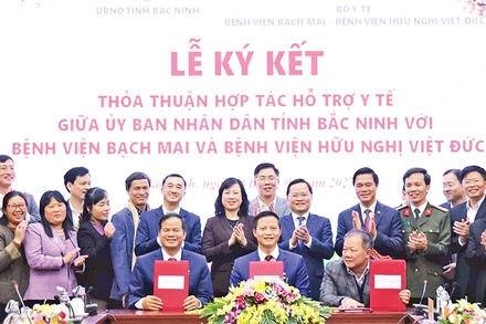 Lễ ký kết thỏa thuận hợp tác giữa Ủy ban nhân dân tỉnh Bắc Ninh và Bệnh viện Bạch Mai, Bệnh viện Việt Ðức. 
