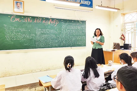 Giờ ôn tập của học sinh lớp 12 Trường THPT Tiền Phong (Mê Linh, Hà Nội). 