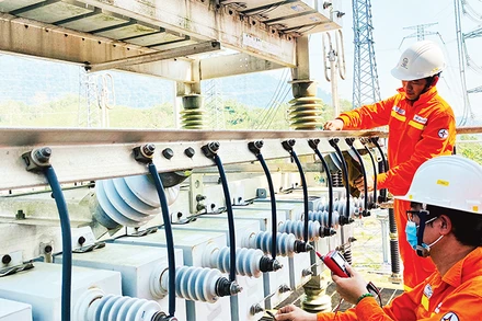 Từ ngày 9/11, giá bán lẻ điện bình quân tiếp tục được điều chỉnh tăng 4,5%. 