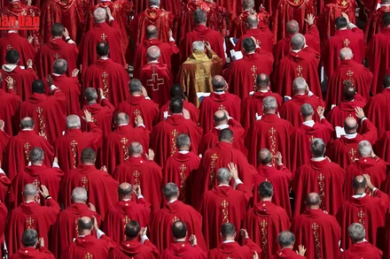 [Video] Vatican ấn định ngày tổ chức Mật nghị Hồng y bầu Giáo hoàng mới