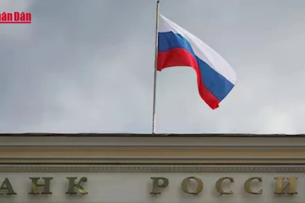 [Video] Tổng thống Nga tuyên bố “thận trọng” với Phương Tây 