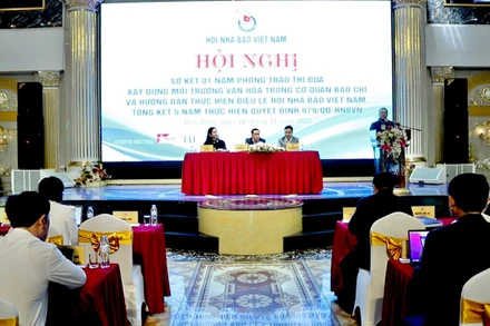 Hội nghị đã làm rõ các giải pháp để tiếp tục phát huy hiệu quả phong trào thi đua xây dựng môi trường văn hóa trong cơ quan báo chí. (Ảnh Nguyễn Tuấn)